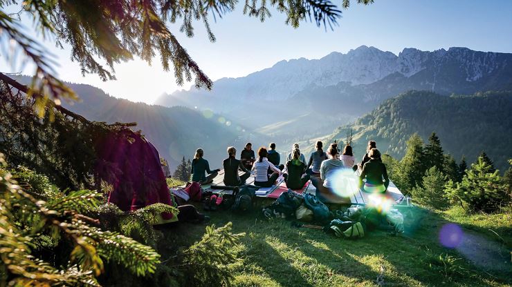 Morning yoga at Brentenjoch