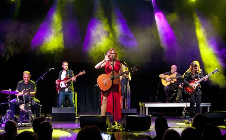 Tori Sparks & El Mar (USA/ESP) - American Roots Music meets Flamenco Fusion