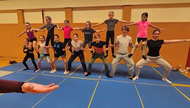 Circustage Kufstein - OPEN CIRCUS SCHOOL (Turnsaal der MS2 Kufstein) für Kinder